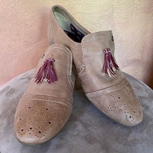 STEVE MADDEN TASSEL LOAFER